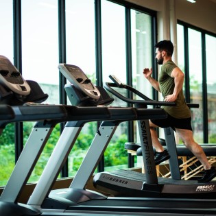 Steeds meer universiteiten onderzoeken positionering sportcentrum